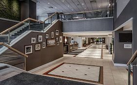 Delta Hotels By Marriott Montreal 4*